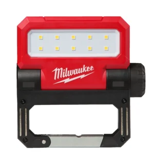 Torcia tascabile a faro 550L ricaricabile con USB Milwaukee L4 FFL-301